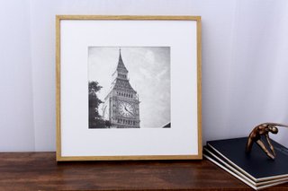 Quadro Decorativo com Moldura na Cor Carvalho Torre Big Ben de Londres Inglaterra 50x50cm