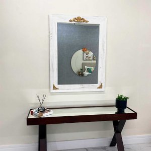 Espelho Branco Provençal Rústico com Apliques Dourados Espelho Branco Provençal Rústico com Apliques Dourados