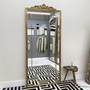 Espelho Clássico com Moldura Dourada Folheada À Mão com Folha Ouro: Luxo e Elegância Espelho Clássico com Moldura Dourada Folheada À Mão com Folha Ouro: Luxo e Elegância