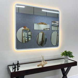 Espelho com LED Embutido Retangular com Cantos Arredondados: Sofisticação e Funcionalidade Espelho com LED Embutido Retangular com Cantos Arredondados: Sofisticação e Funcionalidade