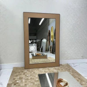 Espelho Decorativo Átrio Moldura Amadeirada com Acabamento em Aço Carbono 120x180CM