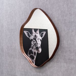 Espelho Orgânico Borda Amadeirada Avermelhada: Elegância para sua Casa 100x100 cm Espelho Orgânico Borda Amadeirada Avermelhada: Elegância para sua Casa 100x100 cm