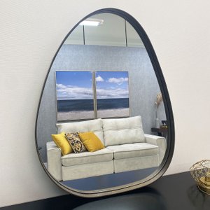 Espelho Orgânico com Borda Amadeirada Cor Imbuia para Lavabo, Banheiro e Sala Espelho Orgânico com Borda Amadeirada Cor Imbuia para Lavabo, Banheiro e Sala