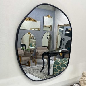 Espelho Orgânico Grande Sob Medida Moldura Preto Fosco: Sofisticação para seu Lavabo