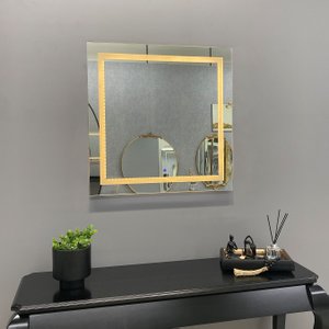 Espelho Quadrado Moderno Jateado com LED e Sensor Touch: Elegância e Sofisticação Espelho Quadrado Moderno Jateado com LED e Sensor Touch: Elegância e Sofisticação