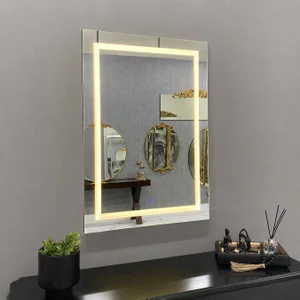 Espelho Retangular Moderno Jateado com LED e Sensor Touch: Elegância e Praticidade