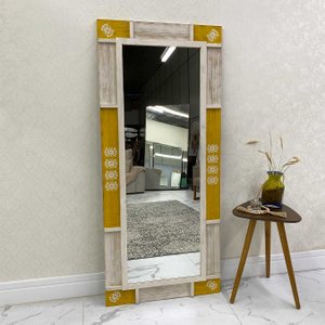 Espelho Rústico Moldura Branca e Amarela Patinada Espelho Rústico Moldura Branca e Amarela Patinada