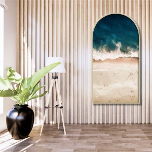 Quadro em Formato Janela da Beira Mar Águas Claras com Moldura Marupá Natural Quadro em Formato Janela da Beira Mar Águas Claras com Moldura Marupá Natural