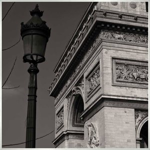 Quadro em Preto e Branco Arco do Trunfo por Dorival Moreira 50x50 cm Quadro em Preto e Branco Arco do Trunfo por Dorival Moreira 50x50 cm