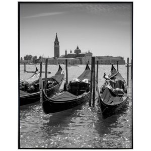Quadro Grande Paisagem Veneza com Gôndolas em Preto e Branco - Versatilidade e Sofisticação Quadro Grande Paisagem Veneza com Gôndolas em Preto e Branco - Versatilidade e Sofisticação