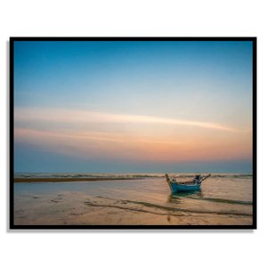 Quadro Paisagem Fotografia Praia com Barco ao Pôr do Sol - Escolha o Tamanho Quadro Paisagem Fotografia Praia com Barco ao Pôr do Sol - Escolha o Tamanho