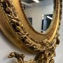 Espelho Clássico Arredondado com Moldura Folheada Dourada 80x105 cm
