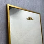 Espelho Clássico Decorativo com Moldura e Apliques Dourados