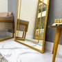 Espelho Clássico Moldura Dourada Gravada e Folheada à Mão com Folha Ouro