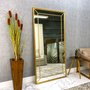 Espelho Decorativo Clássico com Moldura Dourada: Elegância Folheada à Mão