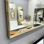 Espelho Decorativo Clássico Retangular Moldura Prata com Apliques Folheados à Mão 70x100 cm