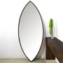 Espelho Oval Grande Sob Medida Formato Canoa com Moldura Preta