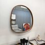 Espelho Orgânico com Borda Amadeirada - Charme Natural - Ideal para Ambientes Aconchegantes