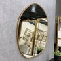 Espelho Orgânico Grande Dourado Sob Medida: Personalização e Elegância para Seu Ambiente Decorativo.