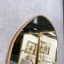 Espelho Orgânico Grande Dourado Sob Medida: Personalização e Elegância para Seu Ambiente Decorativo.