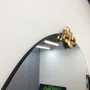Espelho Oval com Borda Infinita e Aplique Dourado: Charme para sua Decoração 100x120CM