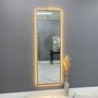 Espelho Retangular com Moldura em Carvalho Americano e LED - Iluminação e Funcionalidade