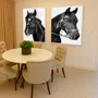 KIT 2 Quadros de Cavalos em Preto e Branco Estilo Hípico com Moldura e Vidro KIT 2 Quadros de Cavalos em Preto e Branco Estilo Hípico com Moldura e Vidro