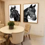 KIT 2 Quadros de Cavalos em Preto e Branco Estilo Hípico com Moldura e Vidro KIT 2 Quadros de Cavalos em Preto e Branco Estilo Hípico com Moldura e Vidro