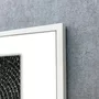 Quadro Abstrato Moderno em Preto e Branco com Moldura e Vidro