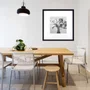 Quadro Decorativo com Moldura Preta Ilustração Árvore em Preto e Branco 50x50cm