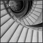 Quadro Escada Espiral em Preto e Branco por Dorival Moreira 50x50 cm